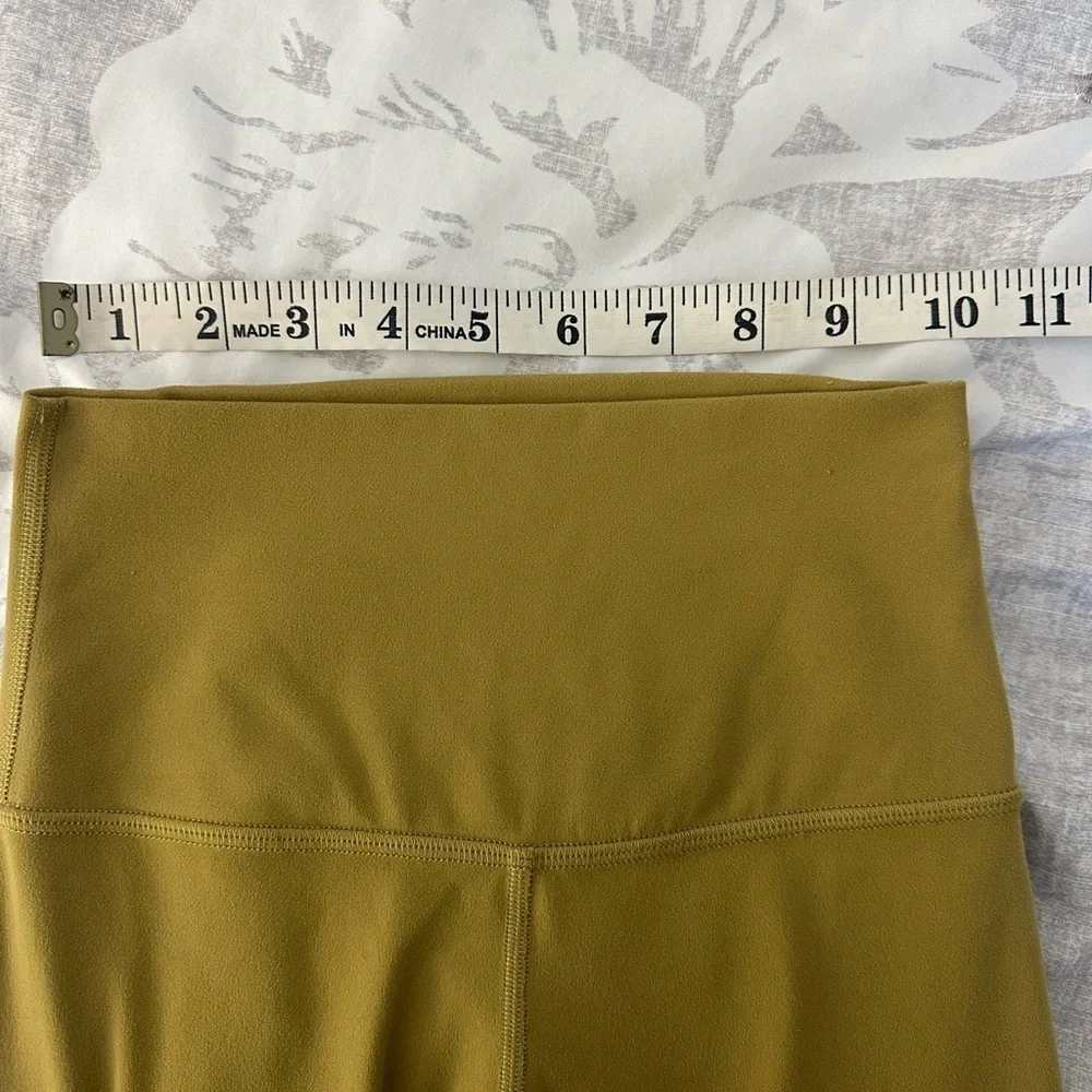 Lululemon Align Leggings Women’s 2 Grape Leaf 25” High Rise Activewear Pant